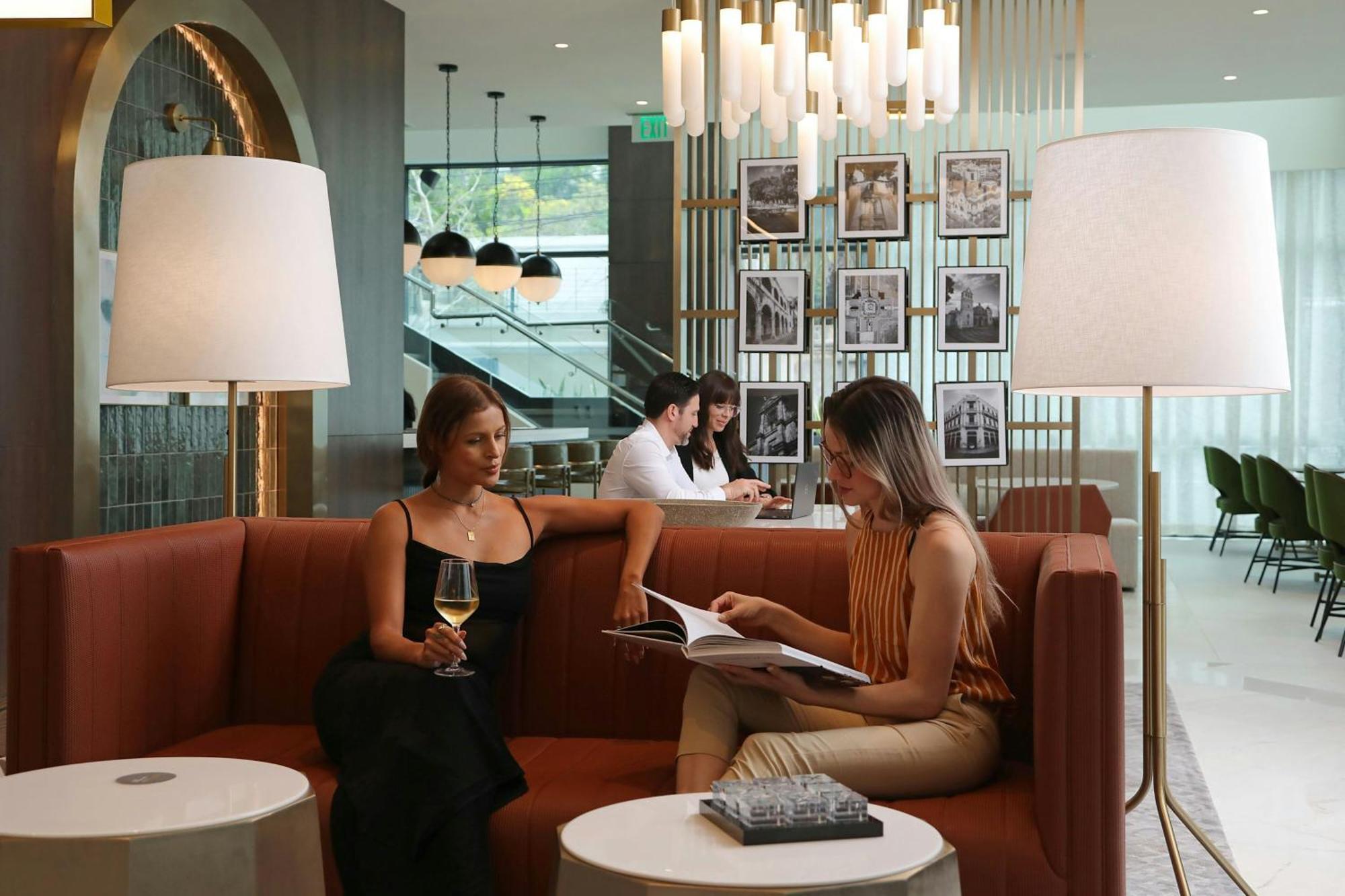 Hotel Courtyard By Marriott Santo Domingo Piantini Zewnętrze zdjęcie
